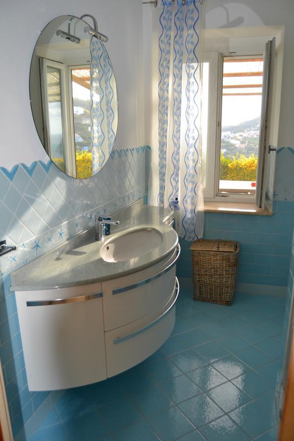 Maridea - La Procella Apartment Ponza Ngoại thất bức ảnh